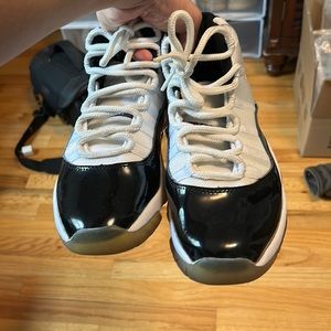 Jordan 11 Concord UA